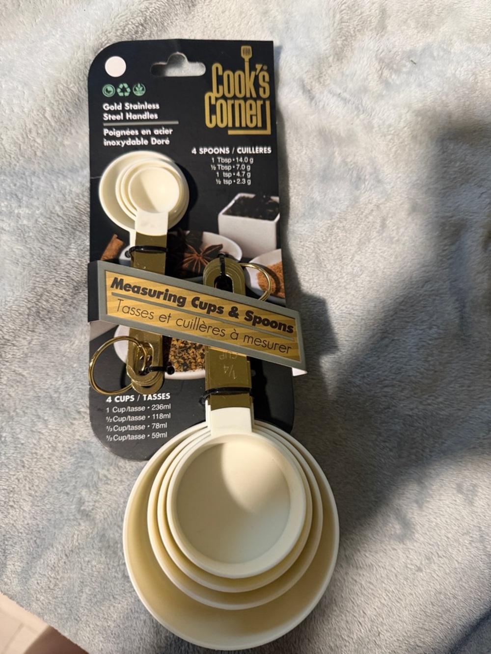 Cook's Corner Measuring Cups & Spoons - Cream with Gold Handles